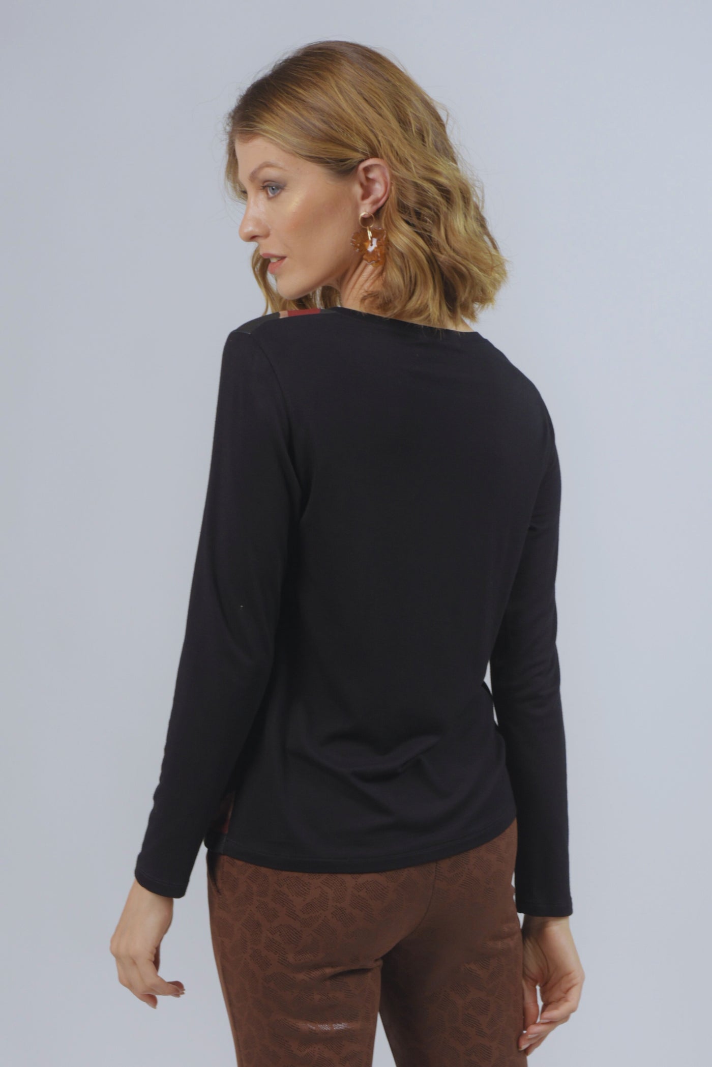 Polera Darica Negro
